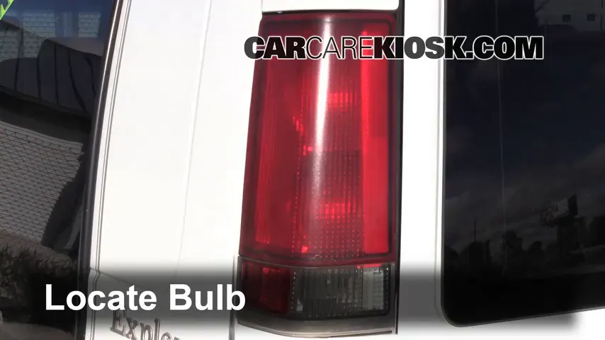 2001 Chevrolet Express 1500 LS 5.7L V8 Lights Tail Light (replace bulb)